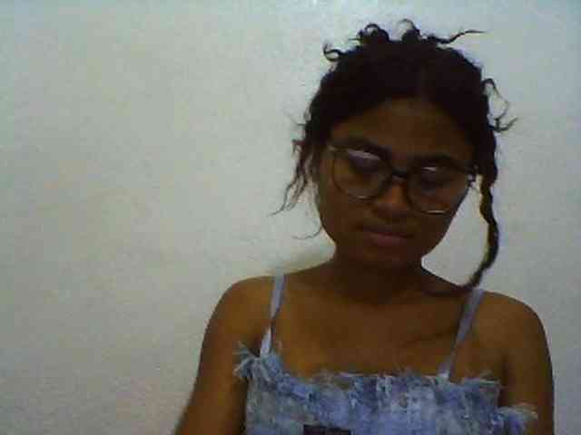 Carennehot2 Carennehot2