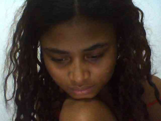 Carennehot2 Live Webcam on BongaCams