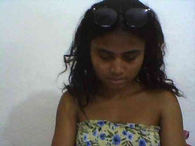 Carennehot2 Carennehot2