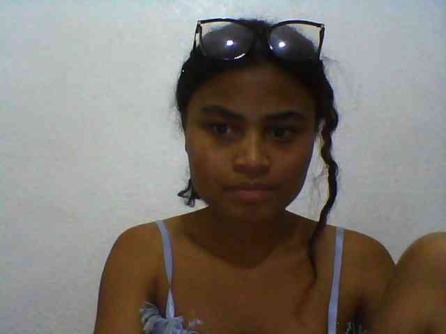 Carennehot2 Carennehot2