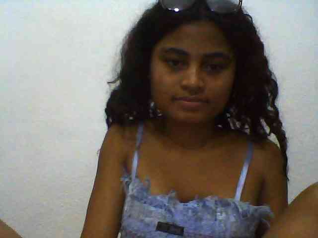 Carennehot2 Carennehot2