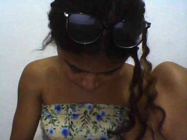 Carennehot2 Carennehot2