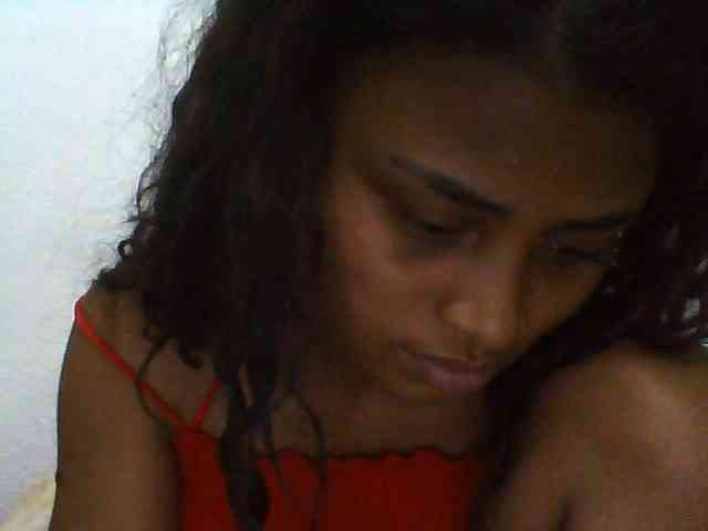 Carennehot2 Live Webcam on BongaCams