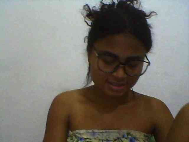 Carennehot2 Carennehot2