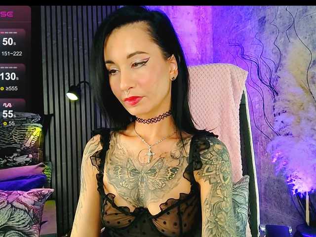 Vespera's BongaCams show and profile