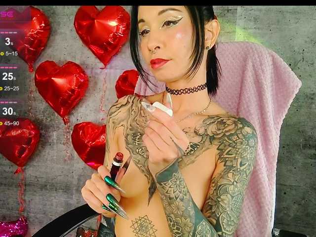 Vespera's BongaCams show and profile