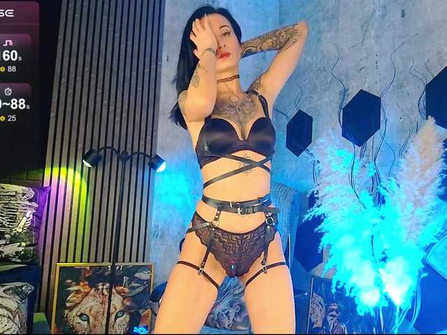 Vespera's BongaCams show and profile