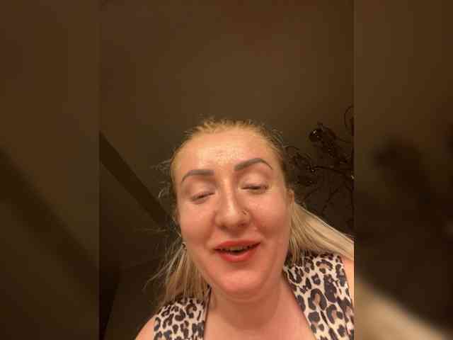 BonnyMyriam BonnyMyriam