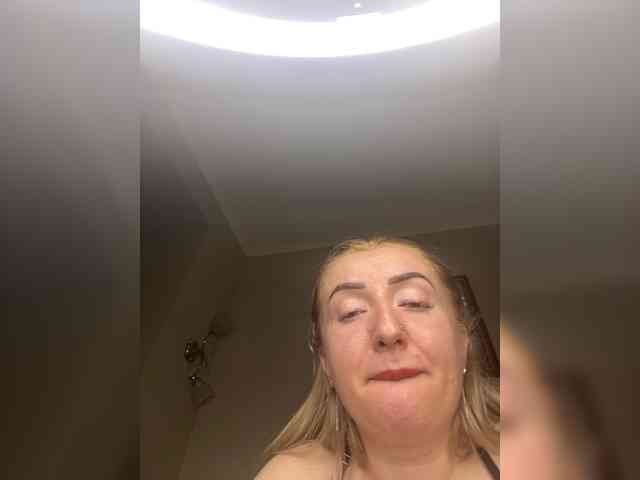 BonnyMyriam BonnyMyriam