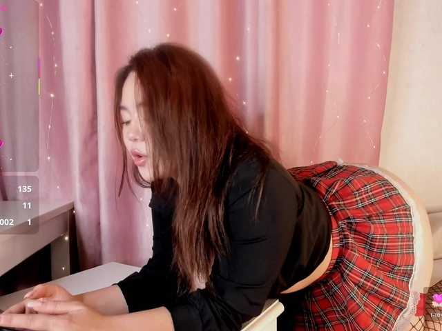 MiaCarmin's BongaCams show and profile