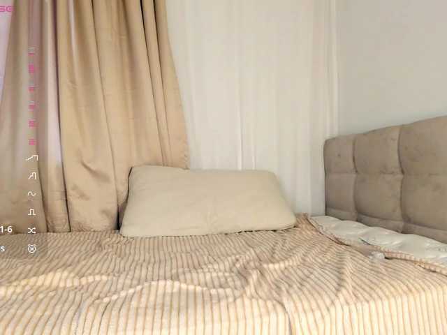 MiaCarmin's BongaCams show and profile