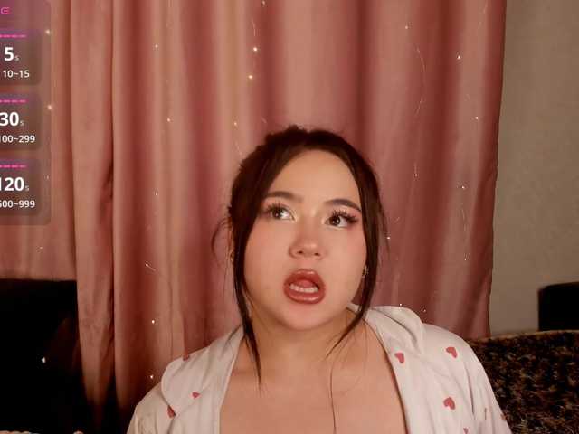 MiaCarmin's BongaCams show and profile