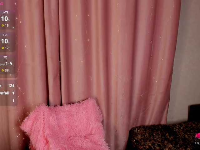 MiaCarmin's BongaCams show and profile