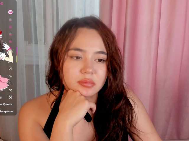 MiaCarmin's BongaCams show and profile