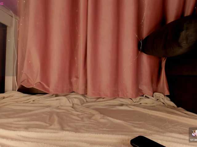 MiaCarmin's BongaCams show and profile