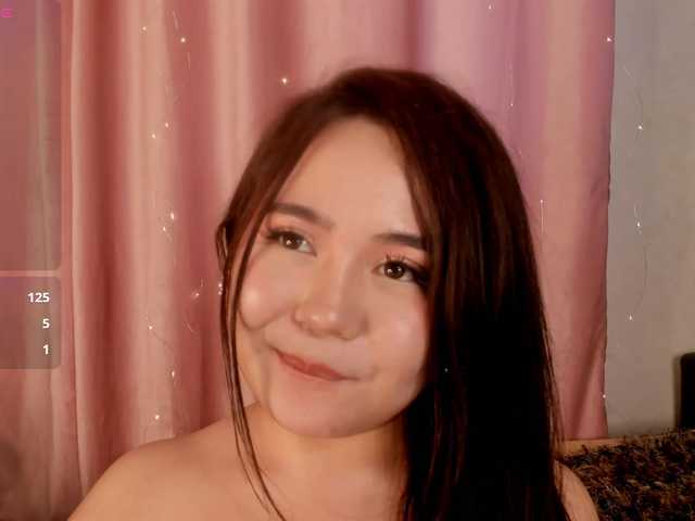 MiaCarmin's BongaCams show and profile