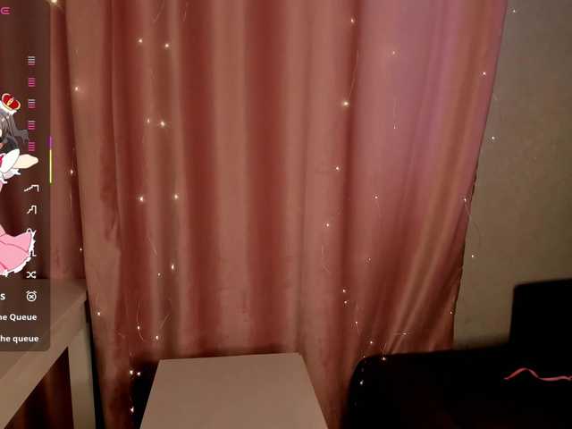 MiaCarmin — Hello guys . i'm glad to see you in my room . feel free to chat and have fun with me 