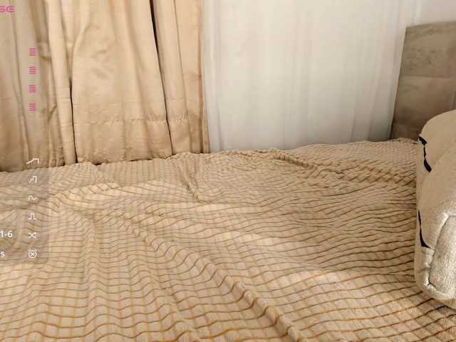 MiaCarmin's BongaCams show and profile