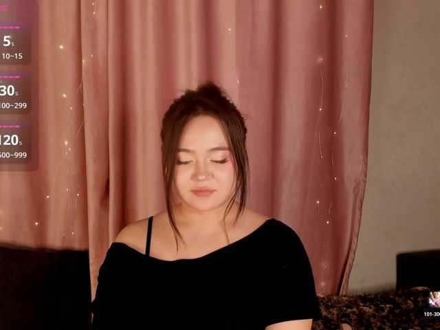 MiaCarmin's BongaCams show and profile