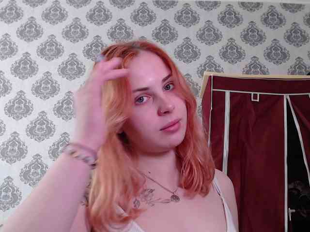 LisaloveX webcam
