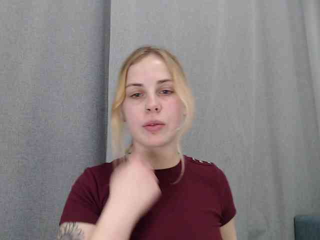 LisaloveX webcam