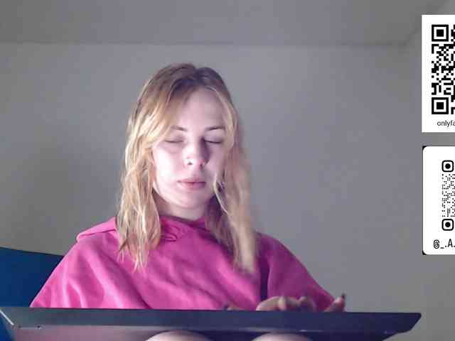 LisaloveX webcam