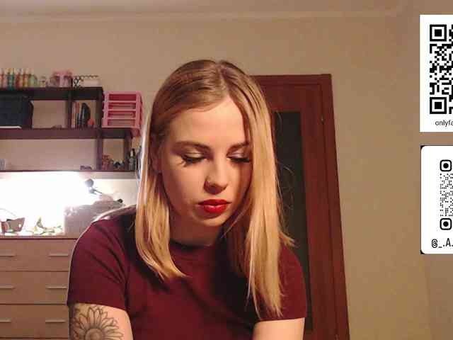 LisaloveX webcam