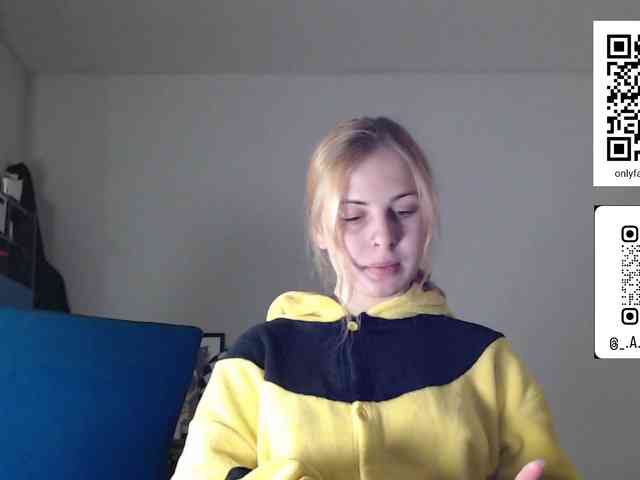 LisaloveX Live Webcam on BongaCams