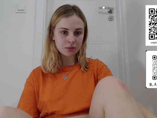 LisaloveX webcam