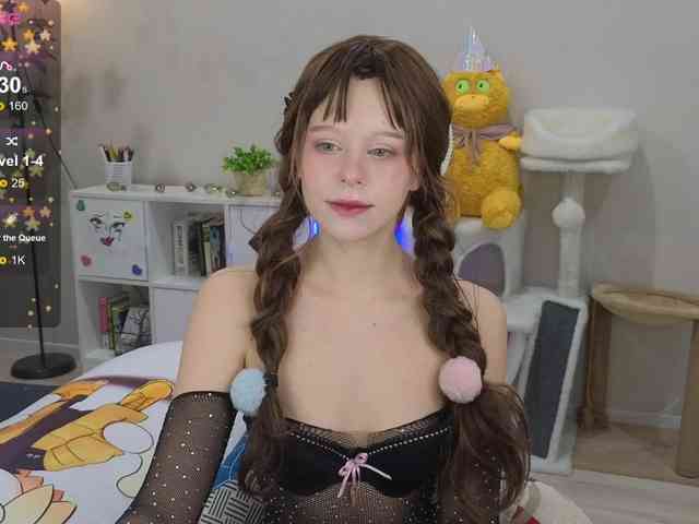 GingerSnapDoll webcam