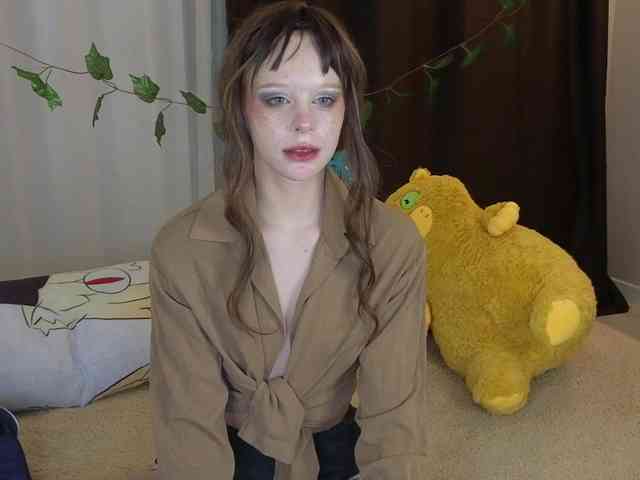 GingerSnapDoll webcam