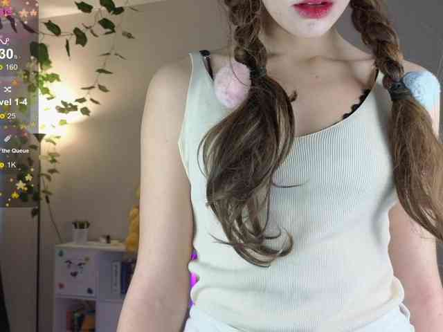 GingerSnapDoll webcam