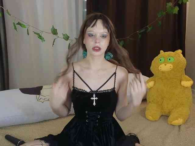 GingerSnapDoll webcam