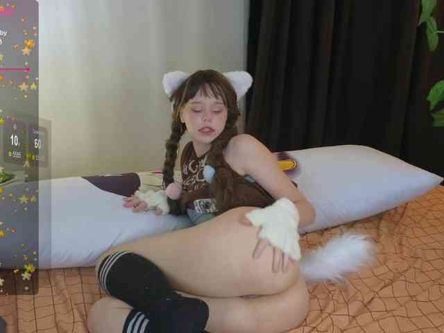 GingerSnapDoll webcam