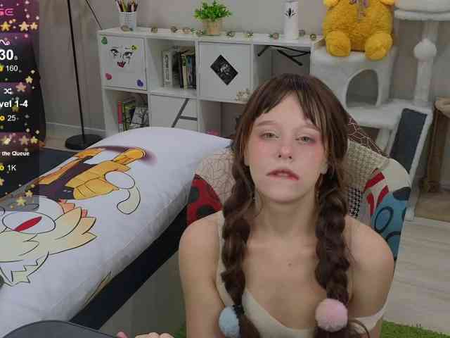 GingerSnapDoll webcam