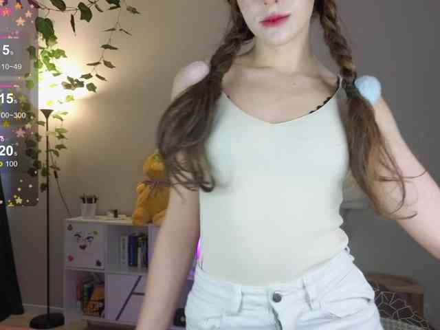 GingerSnapDoll webcam