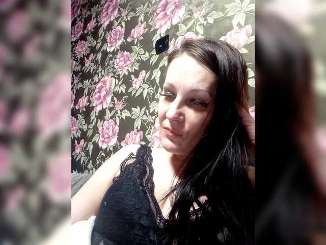 Tolst's BongaCams show and profile