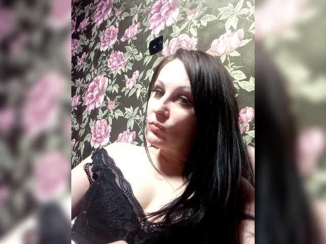 Tolst's BongaCams show and profile