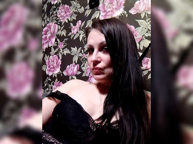 Tolst's BongaCams show and profile