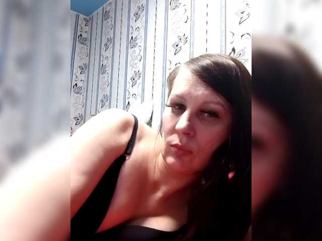 Tolst's BongaCams show and profile