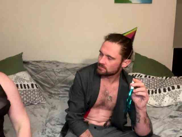 PrettyAndProblem webcam