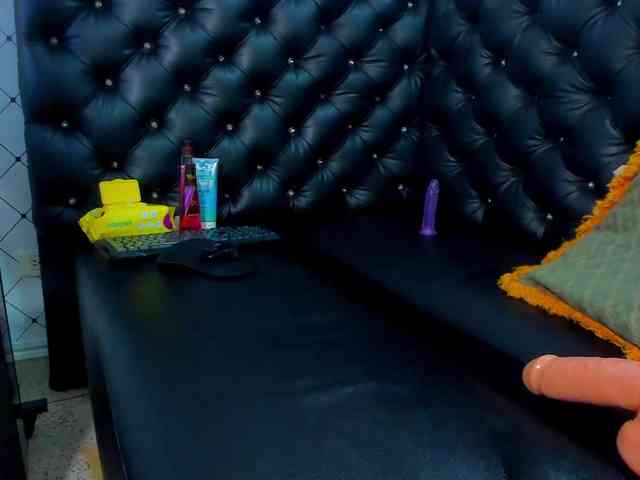 SAMMY-THEMADAME SAMMY-THEMADAME