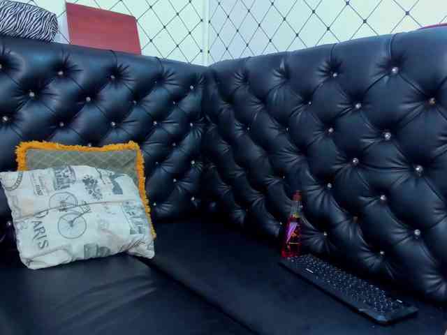 SAMMY-THEMADAME SAMMY-THEMADAME