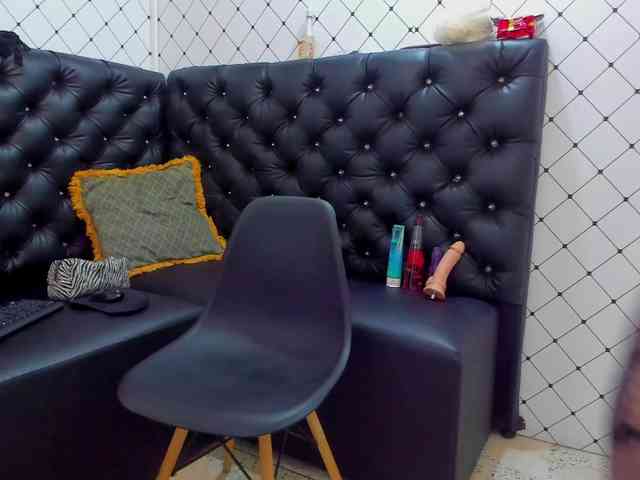 SAMMY-THEMADAME webcam