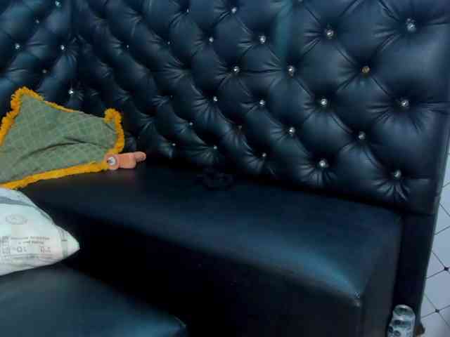 SAMMY-THEMADAME SAMMY-THEMADAME