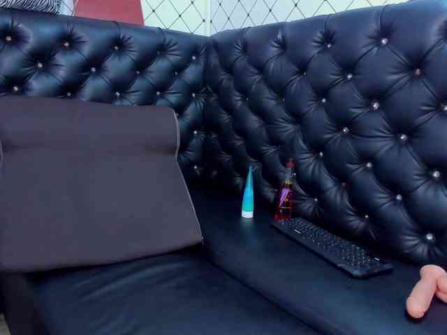 SAMMY-THEMADAME SAMMY-THEMADAME