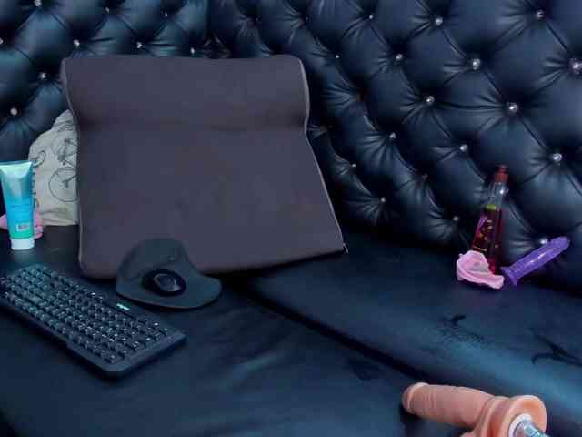 SAMMY-THEMADAME SAMMY-THEMADAME