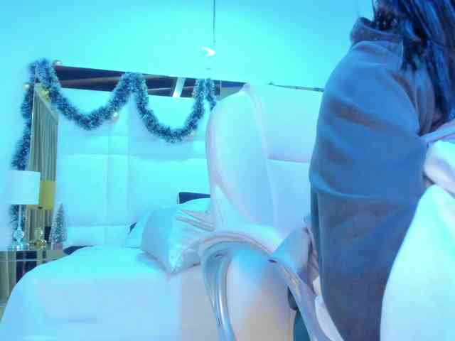 Cherryy-Bloom Cherryy-Bloom