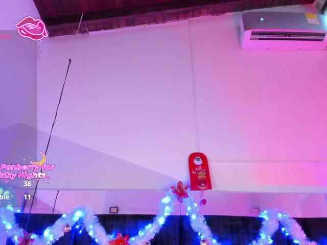 Cherryy-Bloom webcam