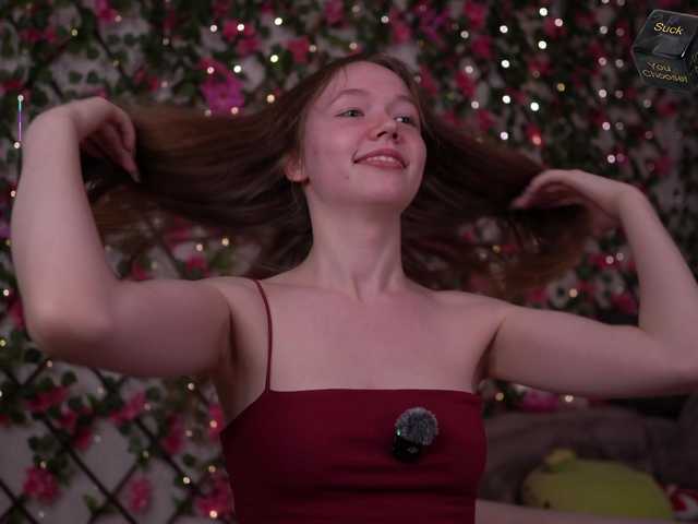 HoneyAhegao's BongaCams show and profile